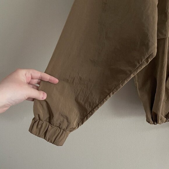 Good American Women Sz 1/2 US S/M Putty Nylon Slouchy Fit Essential Anorak NWT - Picture 6 of 13